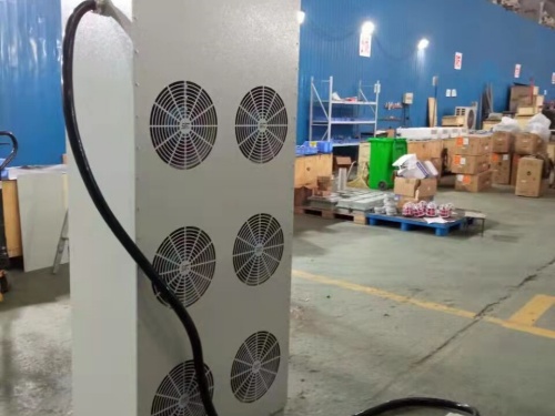 ̩ɽ�^���I����ů�L�C